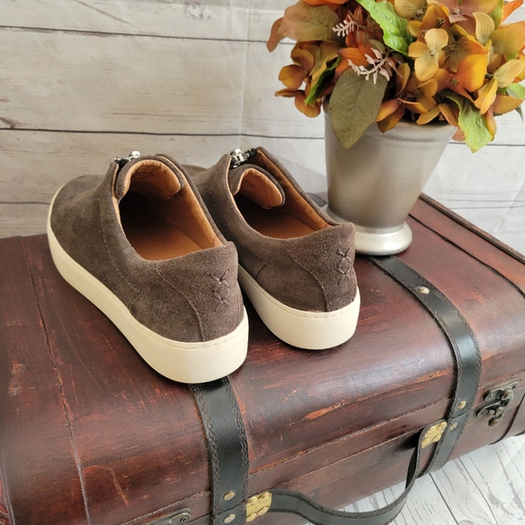 Frye Lena Low Top Zip Sneaker - Picture 7 of 9